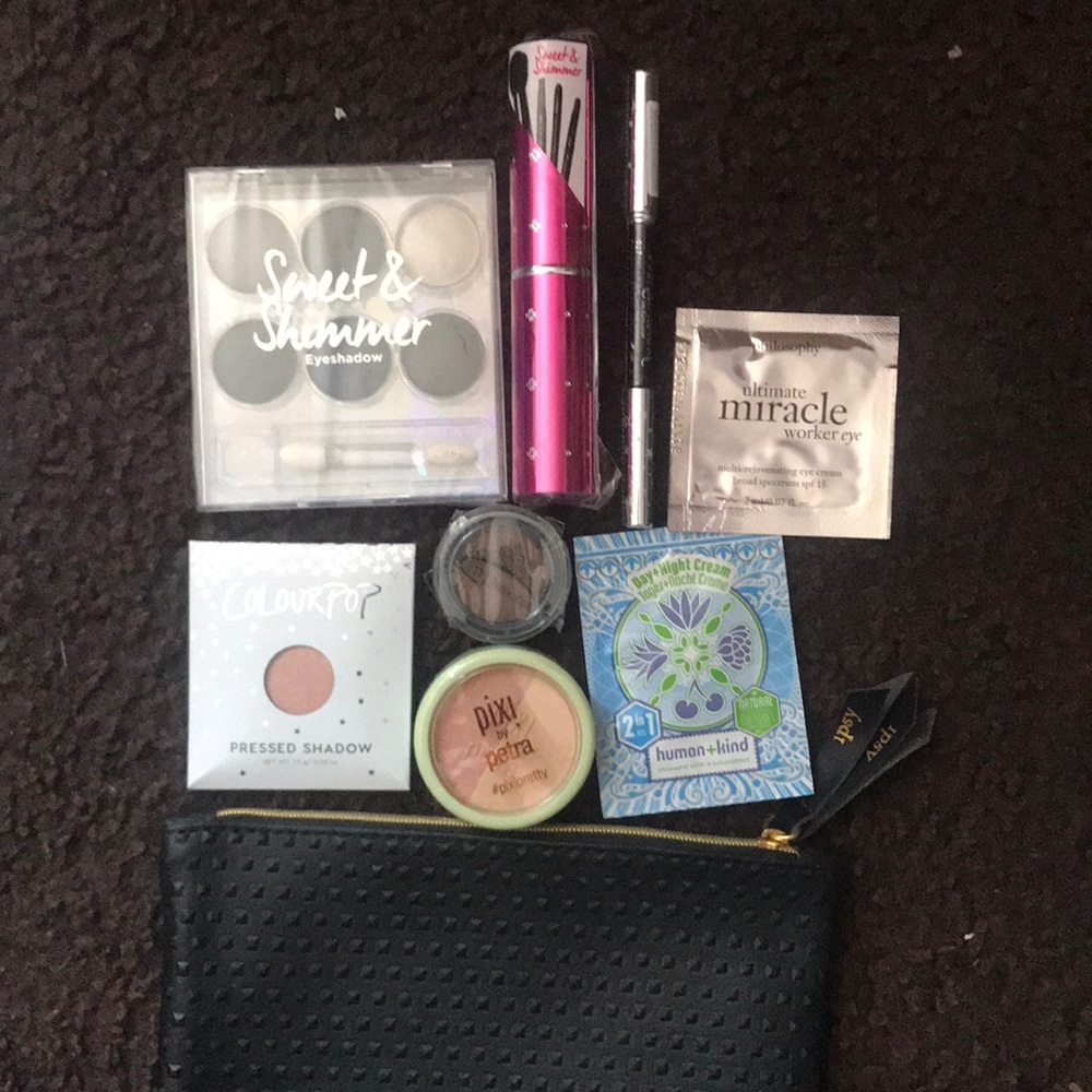 Make up kit 💕